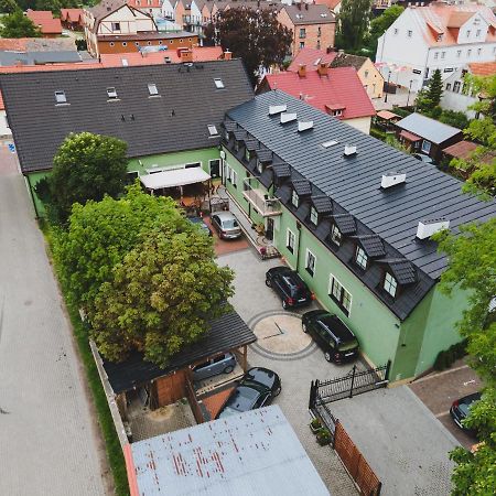 Dom Wczasowy Pod Zegarem Łeba Exterior foto
